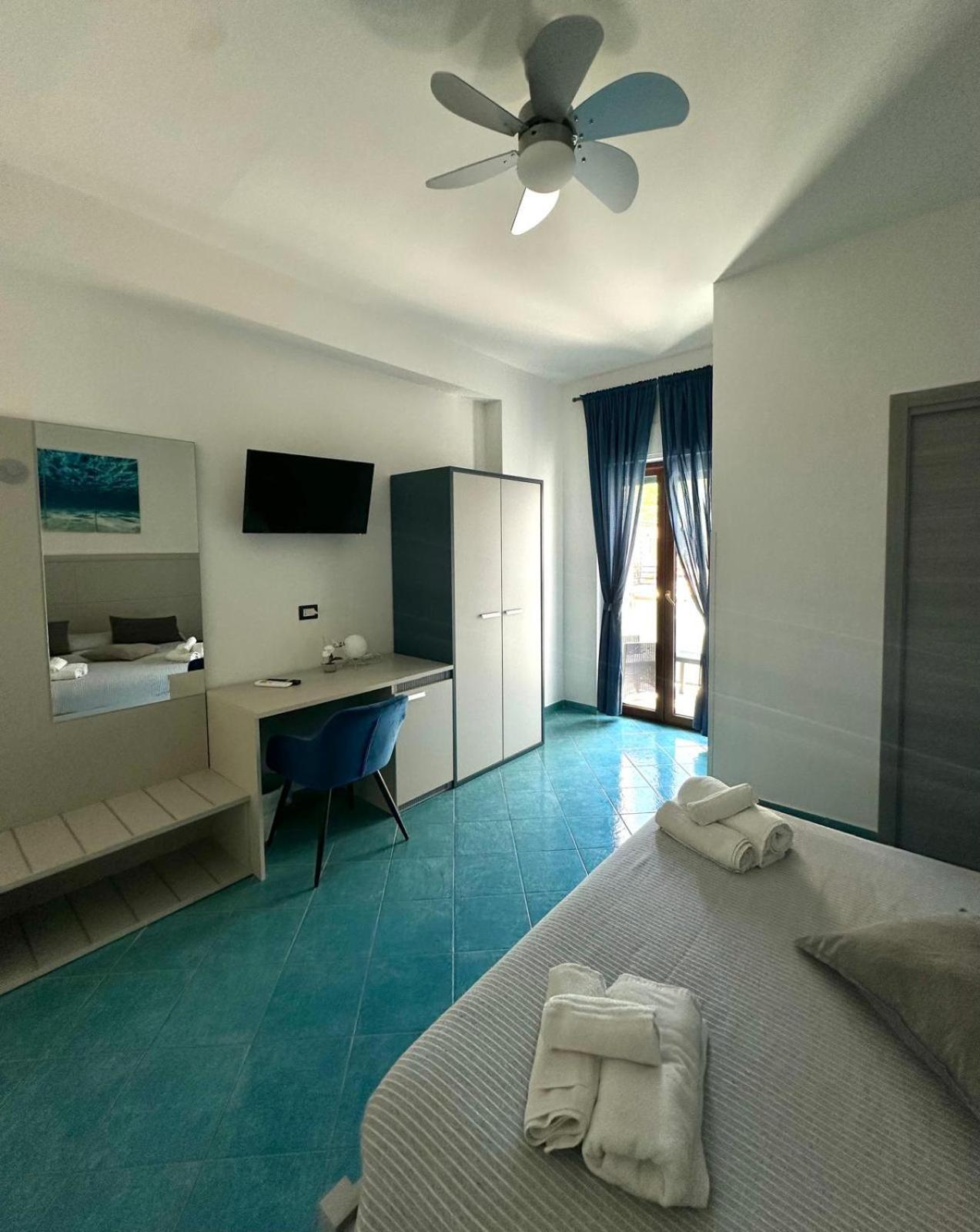 Belvedere Hotel-B&B Палинуро Экстерьер фото