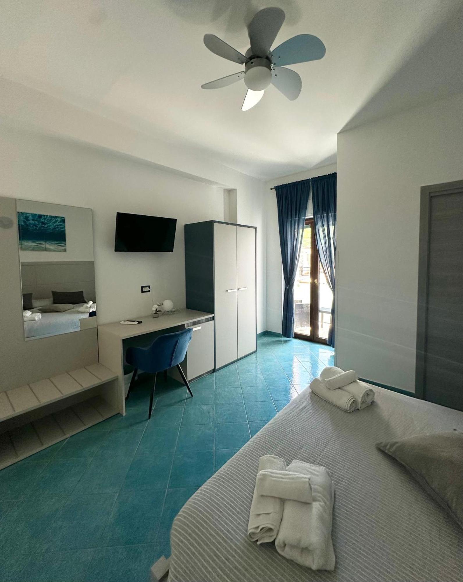 Belvedere Hotel-B&B Палинуро Экстерьер фото
