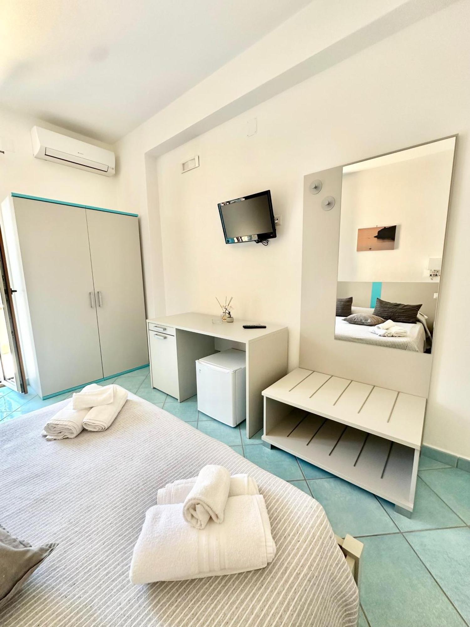 Belvedere Hotel-B&B Палинуро Экстерьер фото