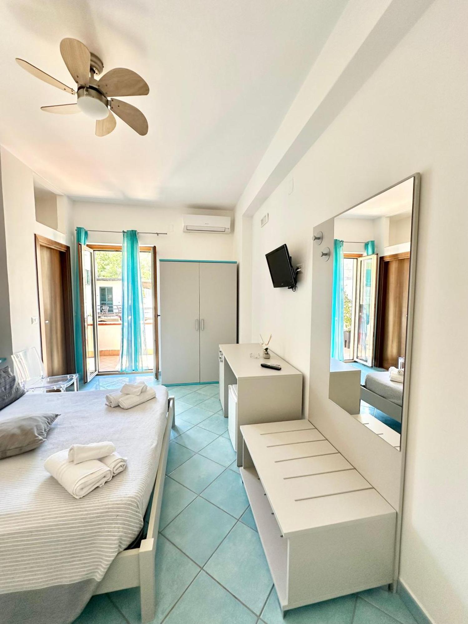 Belvedere Hotel-B&B Палинуро Экстерьер фото